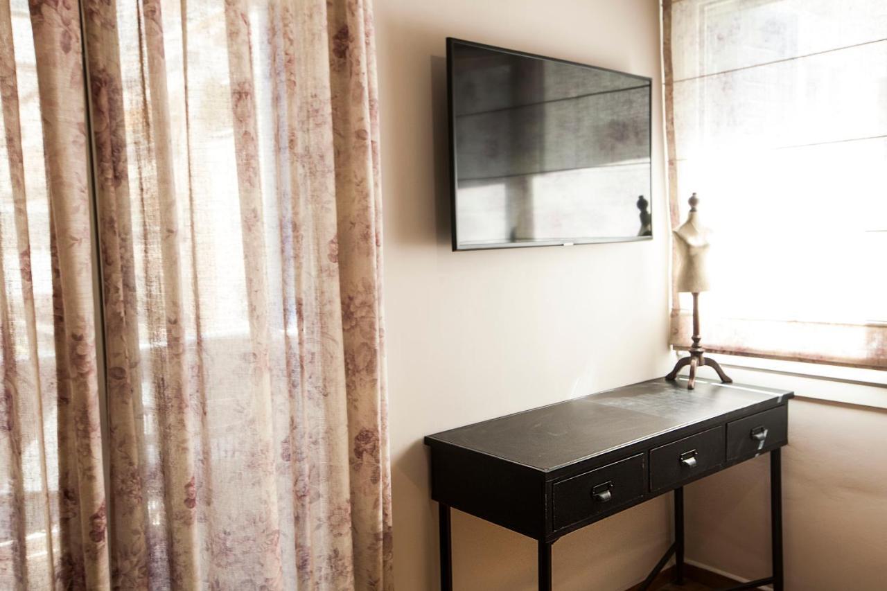 Bentzi Boutique Apartment 4 Athens Exterior photo